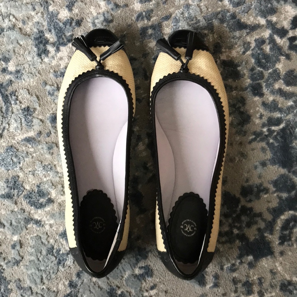 EUC navy leather & linen cap toe w tassel flat